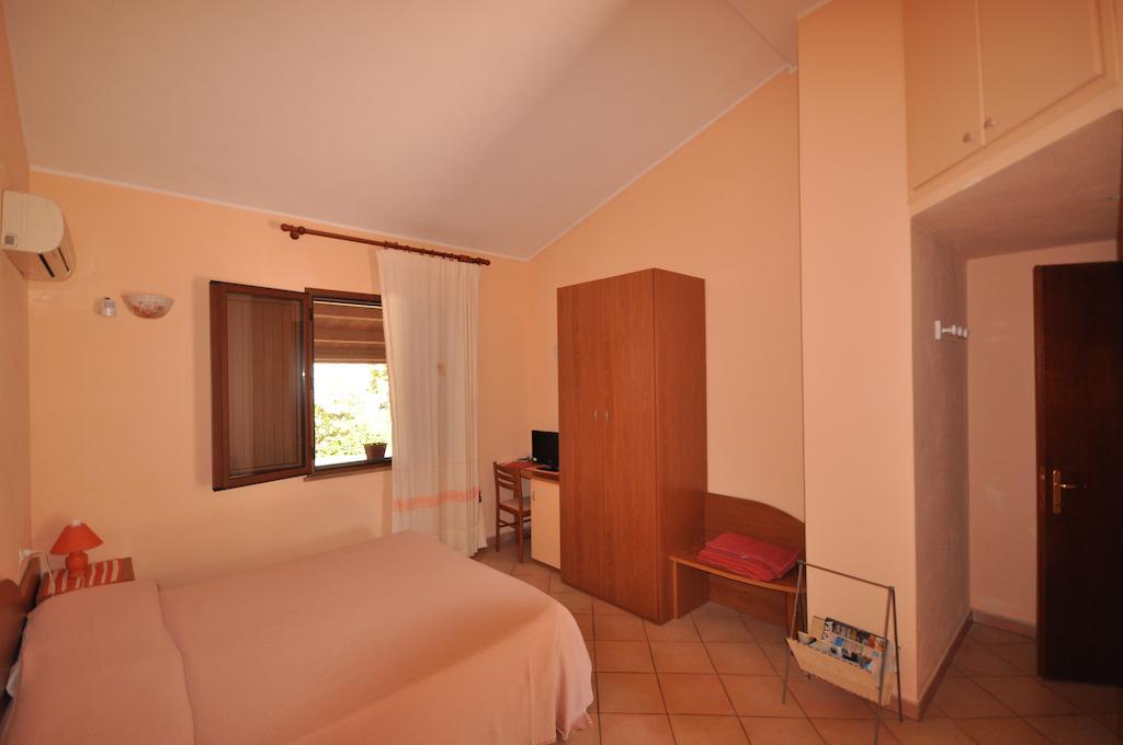 Agriturismo Mulinu Betzu San Vero Milis Oda fotoğraf